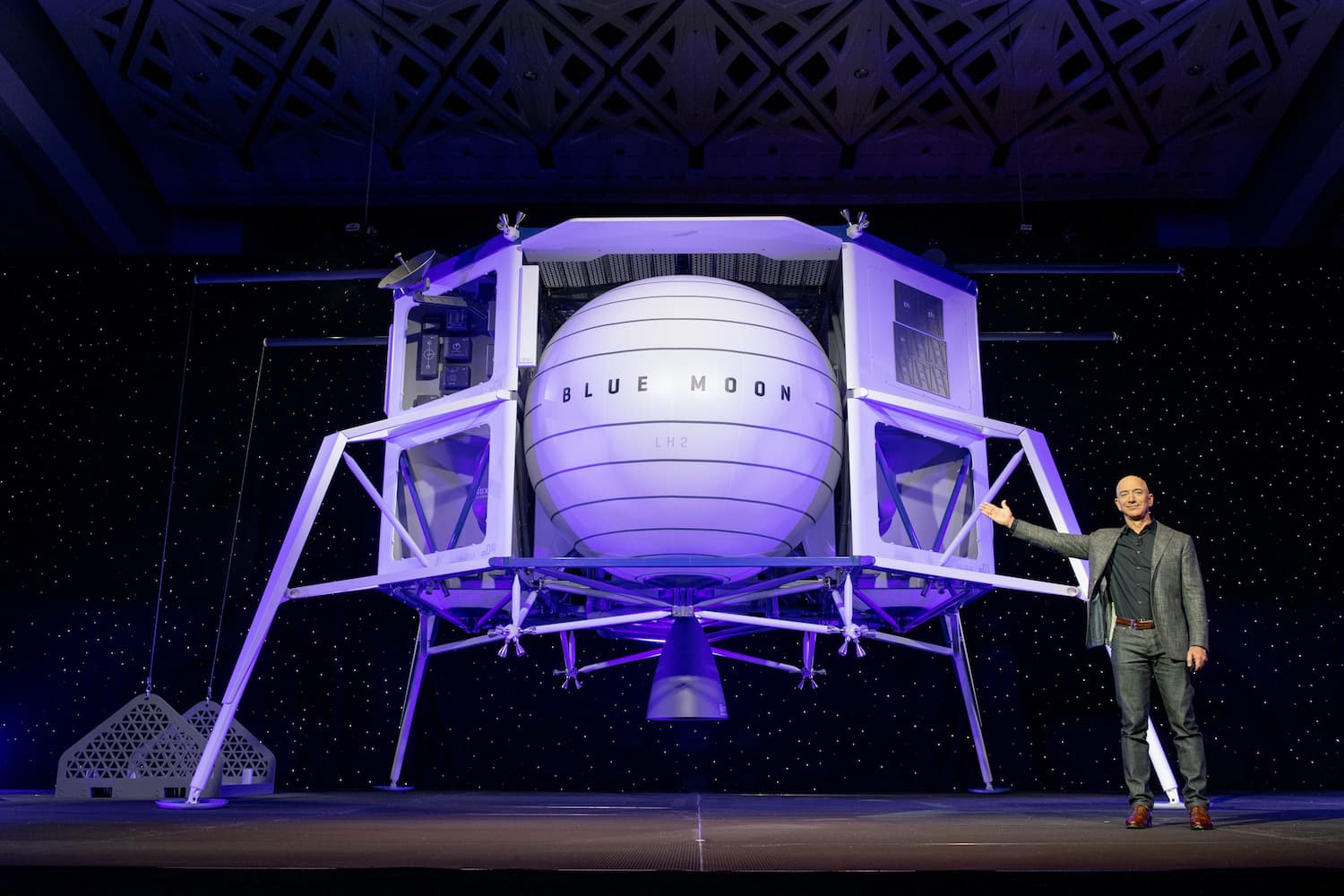 Blue Origin Founder Jeff Bezos unveils the design for the Blue Moon lunar lander.